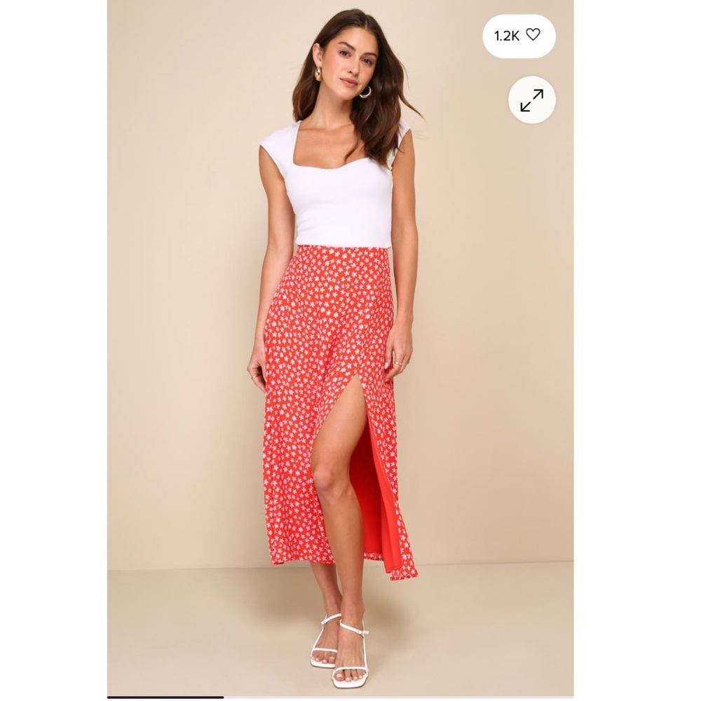 High Rise Red Floral Women's Skirt with High Leg Slit